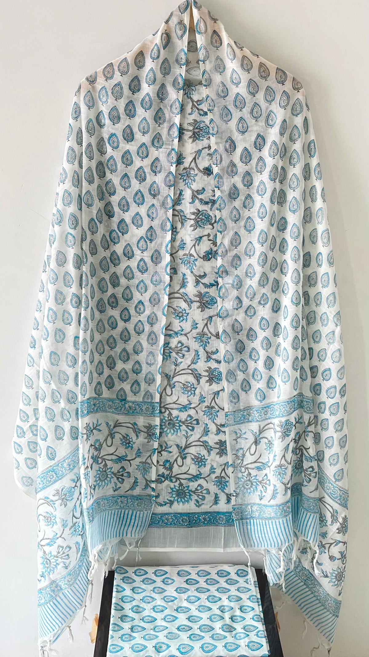 Premium Cotton Linen Hand Block Printed Cotton Linen Suit Set