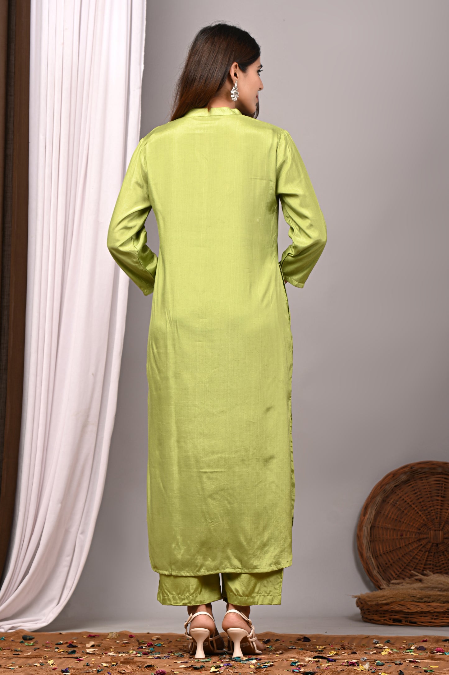 Premium Solid Muslin Fabric 2-Piece Kurta Pant Set