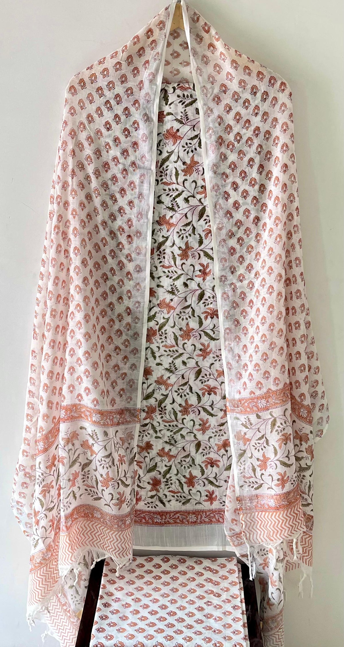 Premium Cotton Linen Hand Block Printed Cotton Linen Suit Set