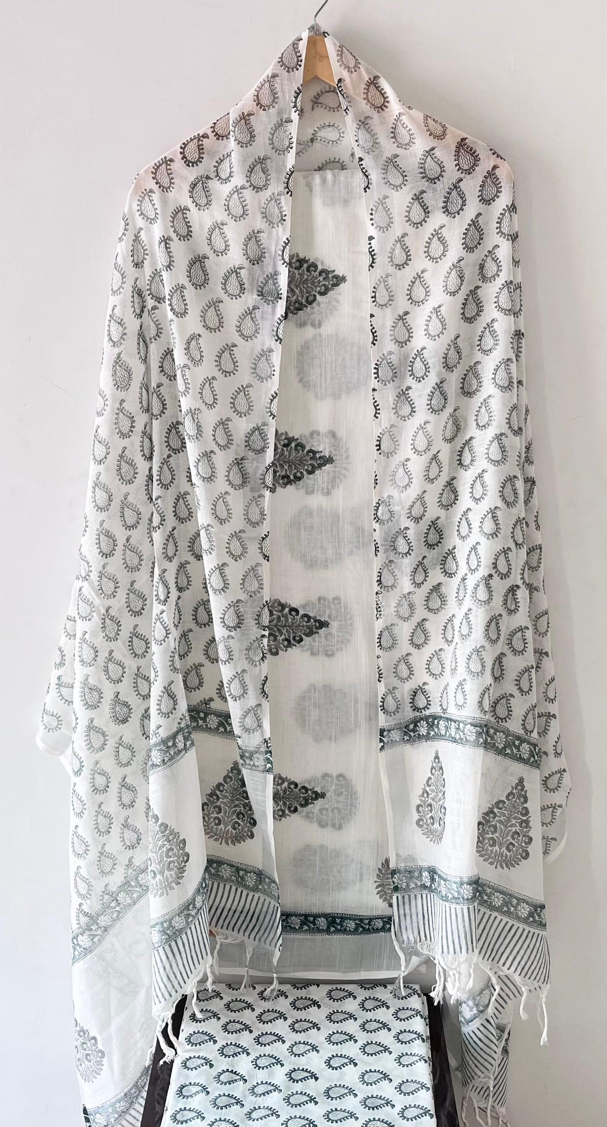 Premium Cotton Linen Hand Block Printed Cotton Linen Suit Set