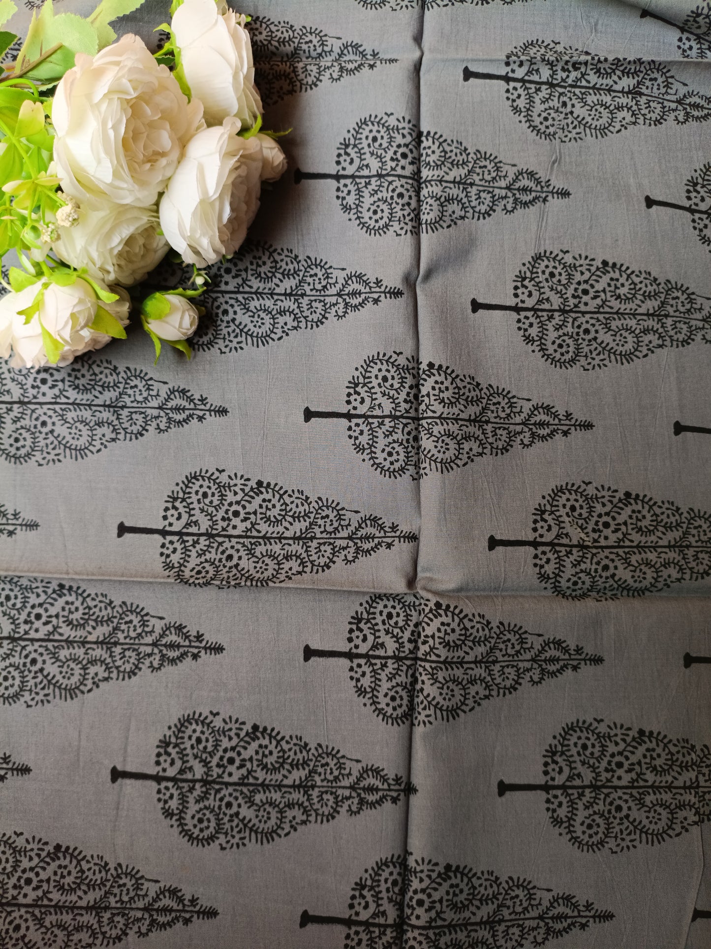 ( Pre-cut 0.90 Meter) Pure Soft Cotton HandBlock Printed Fabric